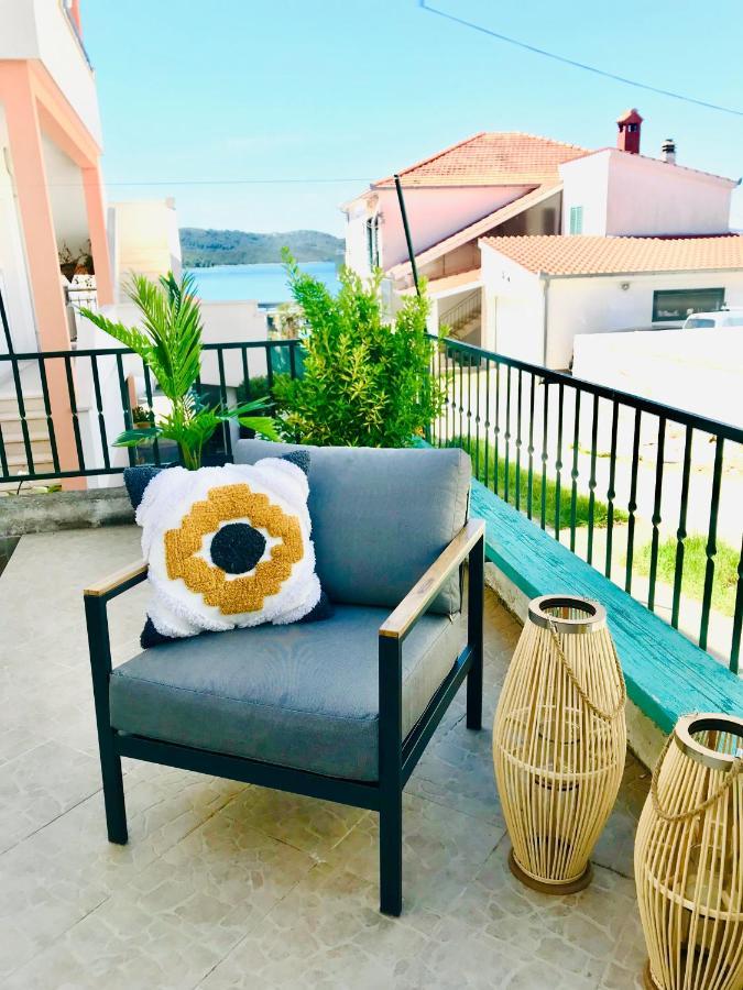 Apartmani-Okrug Gornji-Ciovo Trogir Kültér fotó